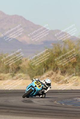 media/Nov-02-2025-CVMA (Sun) [[337aff29ab]]/Race 17-Amateur Supersport Middleweight/